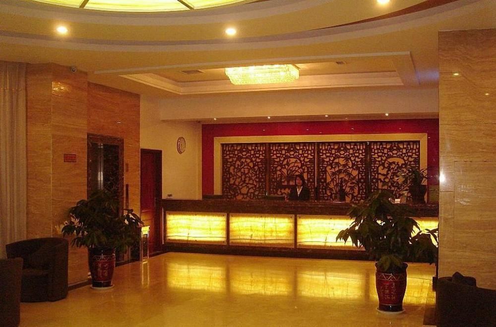 Greentree Inn- Linyi Bus Station Branch Linyi (Shandong) Bagian luar foto